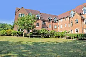 COMMUNAL GARDENS- click for photo gallery